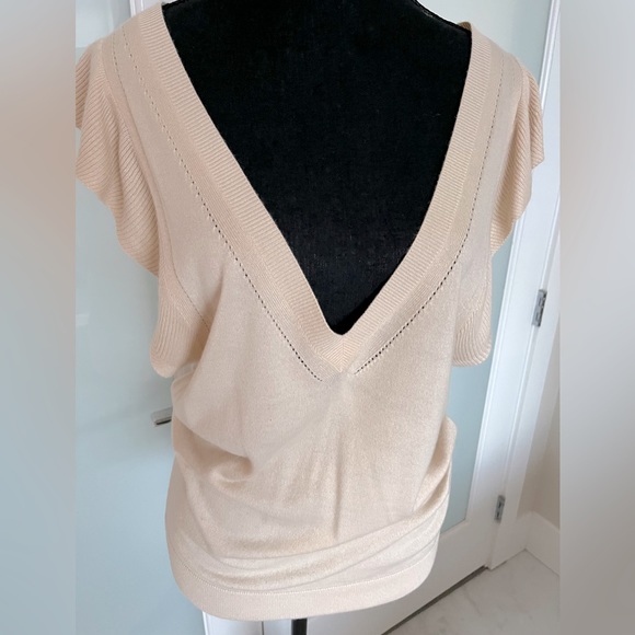Club Monaco Silk Cashmere top - Picture 2 of 5
